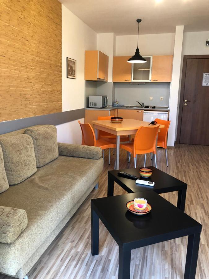 Fantasy Apartment 15 Комплекс Фантазия, Хисаря Ngoại thất bức ảnh