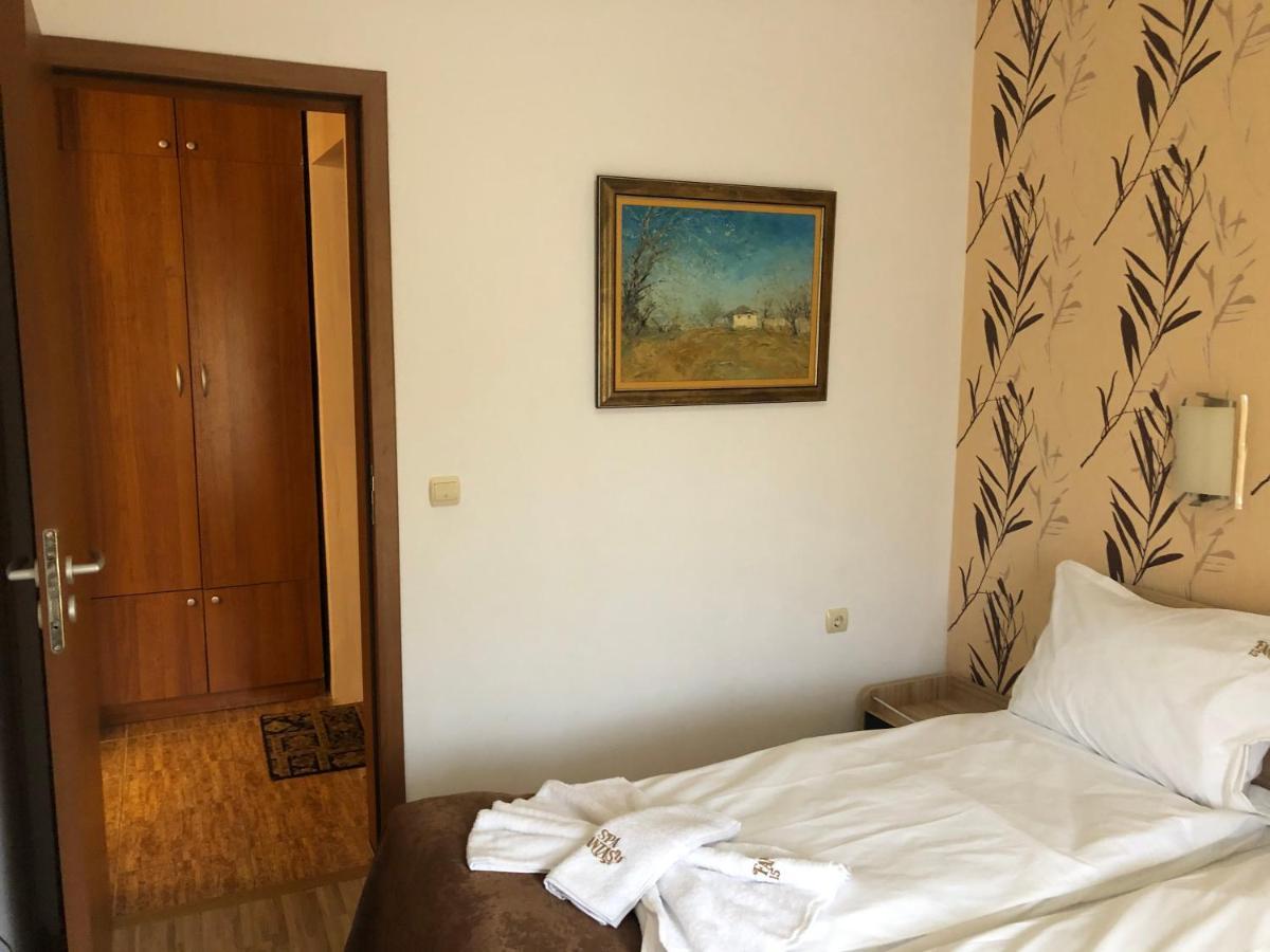 Fantasy Apartment 15 Комплекс Фантазия, Хисаря Ngoại thất bức ảnh